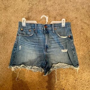Blue denim jean shorts. Madewell. Size 31.